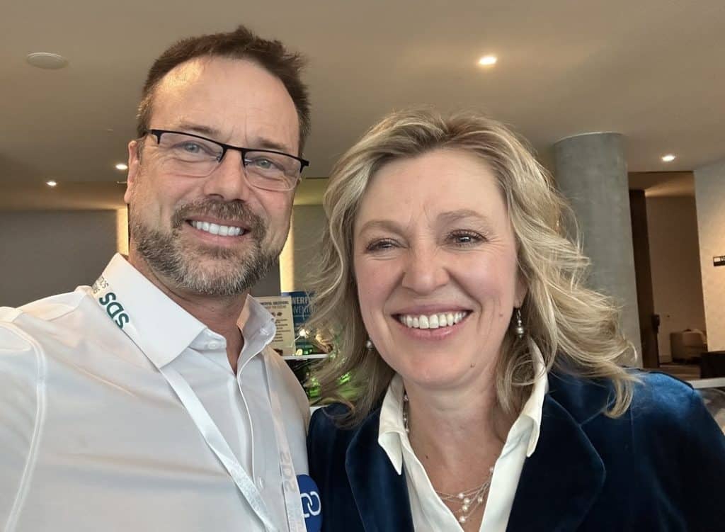 9F394F22 FCF0 4996 9C1B 5531D22D86F0 1 105 c